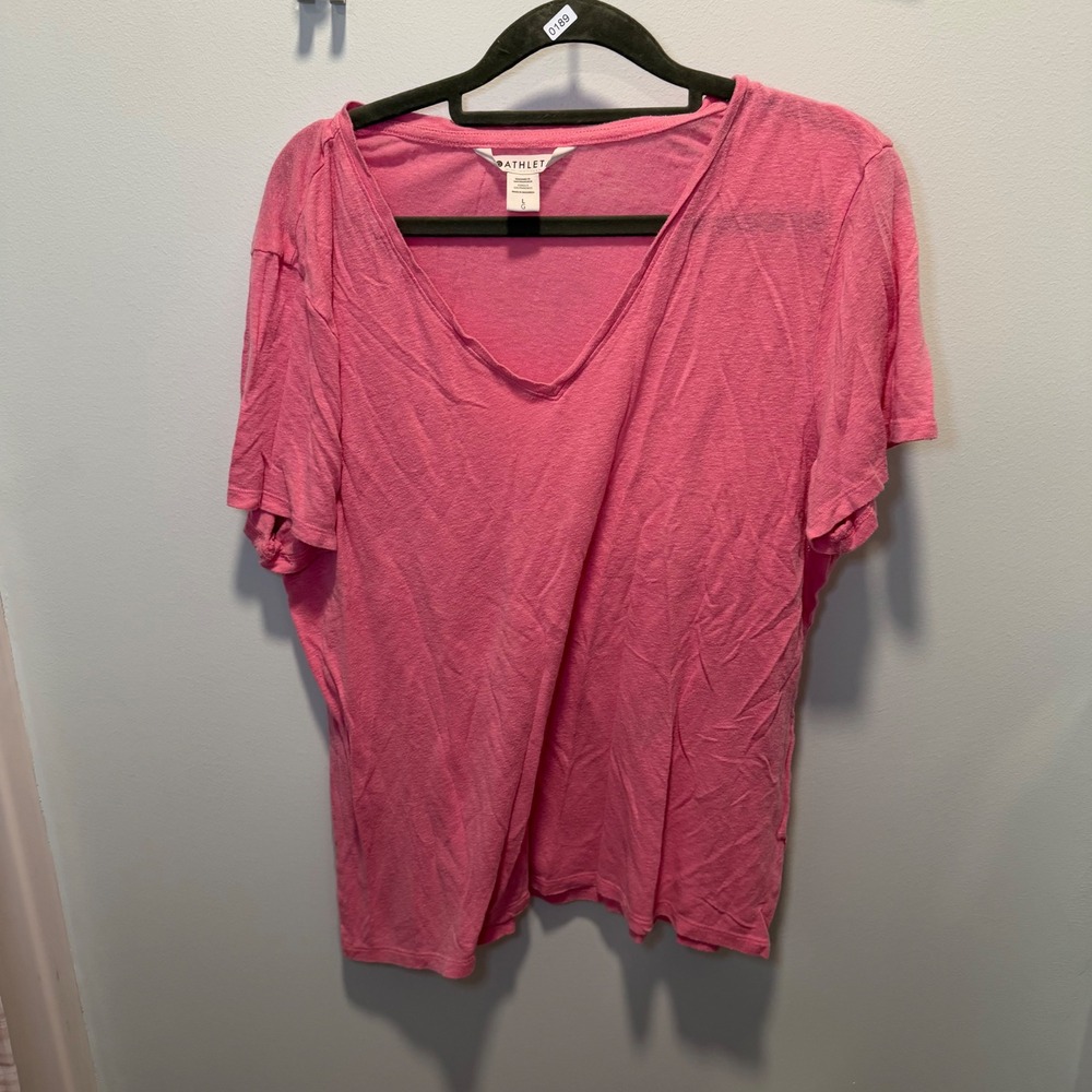 Athleta V-Neck Short Sleeve Tee Pink Large Casual Athleisure Workout Shirt
